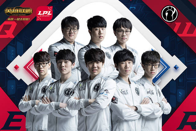 更彰显了山 更彰显了山