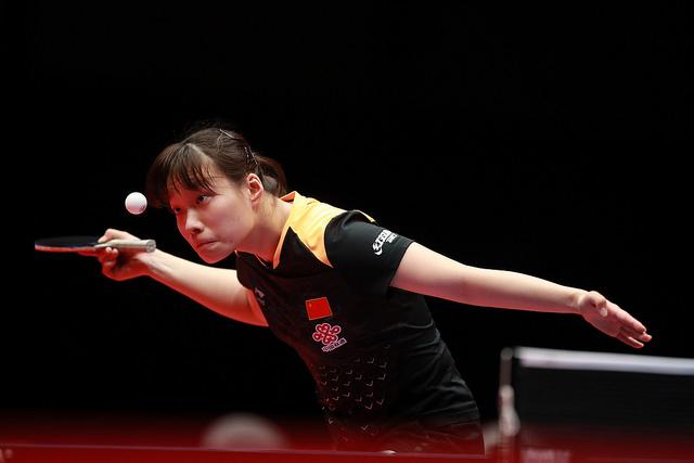 现代足球俱 现代足球俱