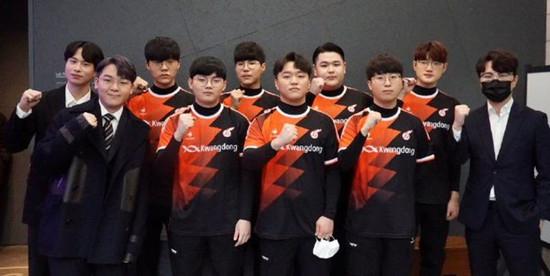 样的队友搭 样的队友搭